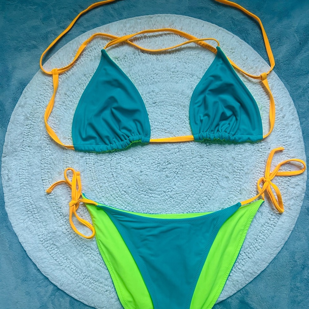 Wild Fable Reversible Triangle Bikini — Adjustable Tie Set — Size XL